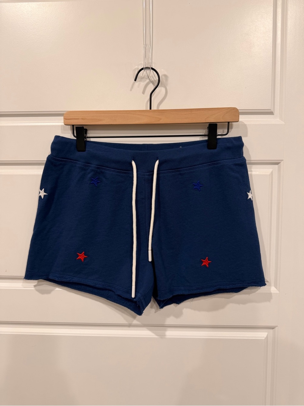 Leallo Dune Shorts Blue Stars Size M NWT Americana Patriotic Beachy Loungewear